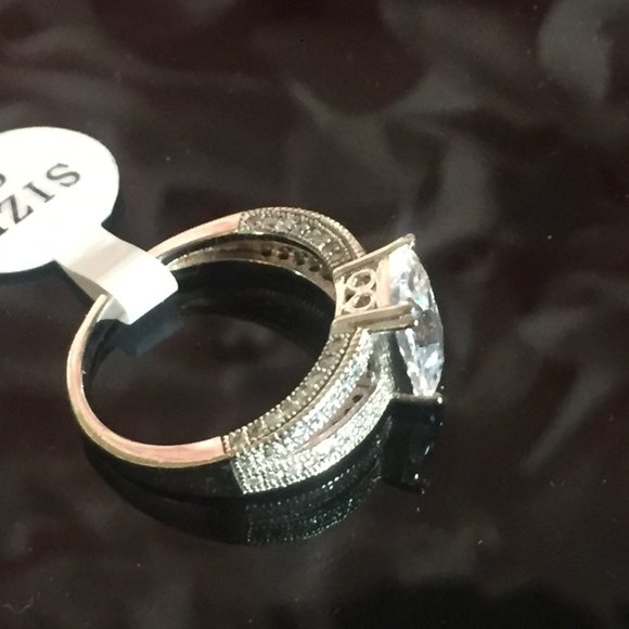 New!  Baguette Cut CZ Ring - Picture 7 of 7